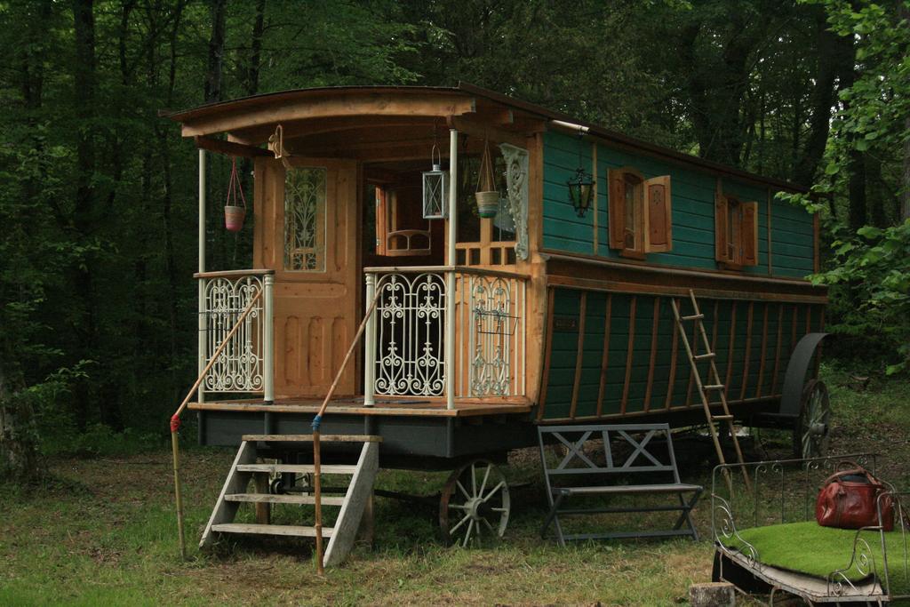 Bed and Breakfast Roulotte en Sologne à Saint-Laurent-Nouan Extérieur photo